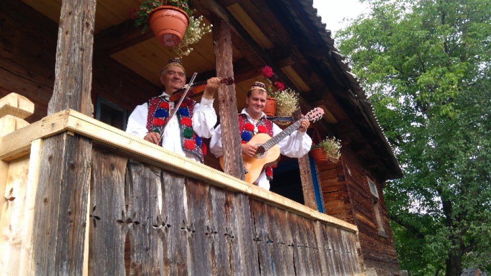 Casa Petreuşilor din satul Glod, de pe Valea Izei