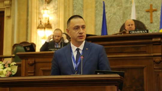 Decizia de restructurare a executivului "trebuie luată în coaliţie"