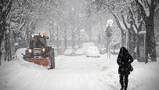 Snow and blizzard in Romania: schools, roads, ports closed