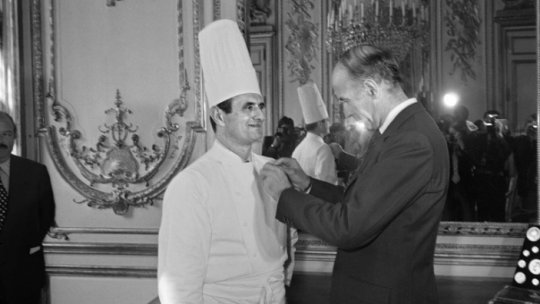 Chef Paul Bocuse, susţinător al "nouvelle cuisine", a murit la 91 de ani