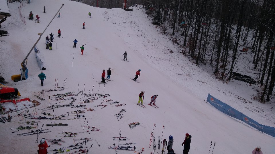 Pe toate pârtiile din Poiana Brașov se schiază în condiții excelente