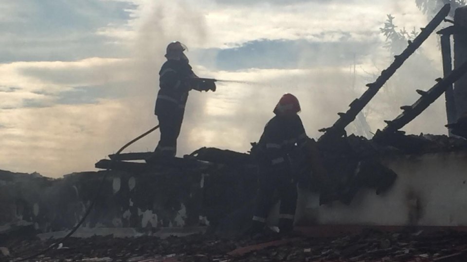 Incendiu la o școală din Gorj