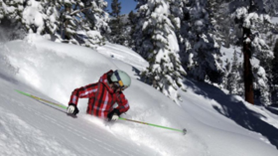 Risc de avalanşă la munte