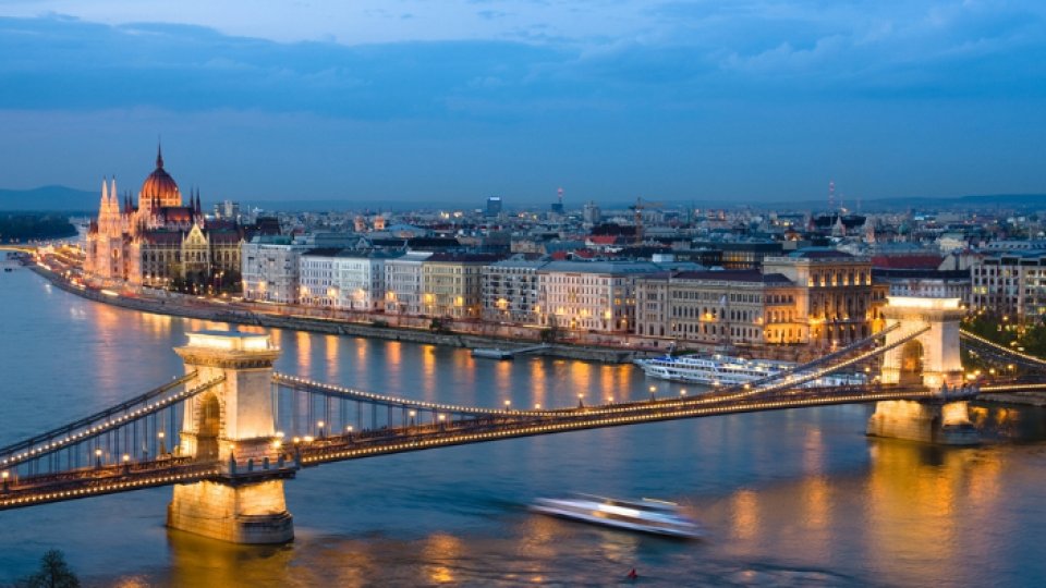 Premierii ungar şi polonez, de acord în privinţa politicilor faţă de UE