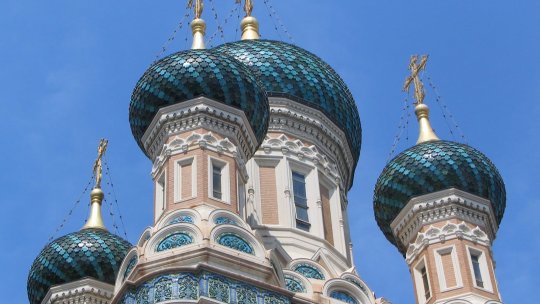 Creştinii ortodocşi de rit vechi sărbătoresc astăzi Crăciunul