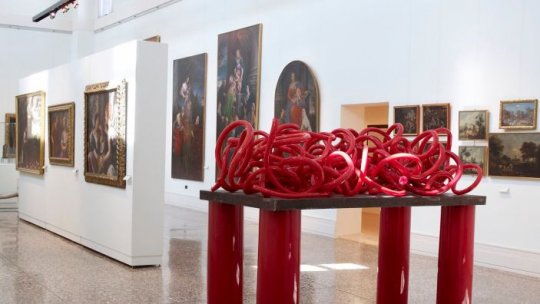 „Brâncuși al sticlei” expune la Bruxelles