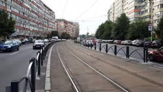Noi garduri de protecţie pe liniile de tramvai din Capitală