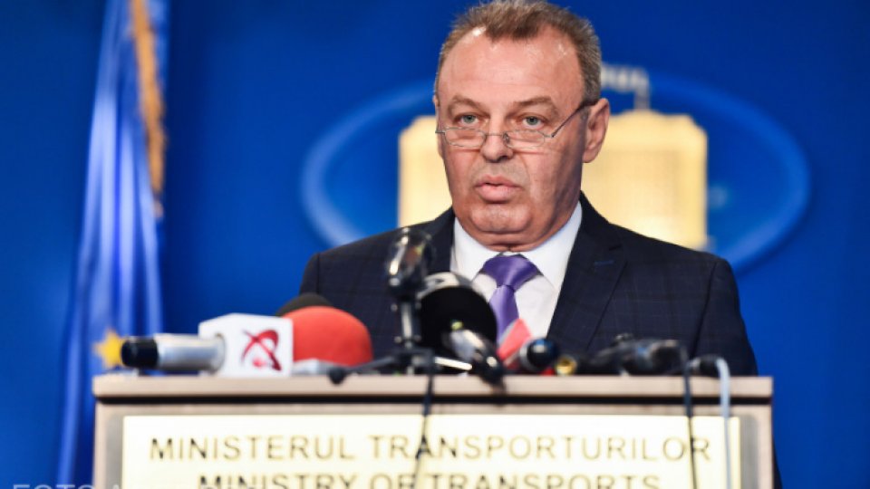 Ministrul transporturilor, Lucian Şova, şi-a dat demisia joi