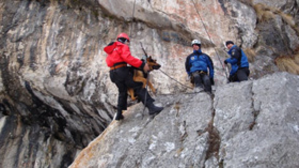 Au fost găsiţi turiştii rătăciţi în munţii Ciucaş