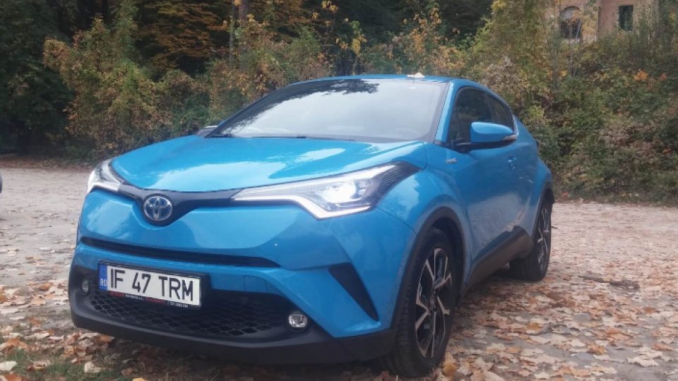 Probă de Drum cu Toyota CH-R