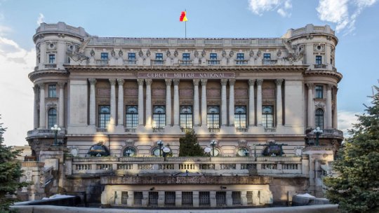 Ziua porţilor deschise la Palatul Cercului Militar Naţional