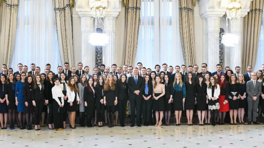 Preşedintele Iohannis i-a încurajat pe noii magistraţi să fie independenţi