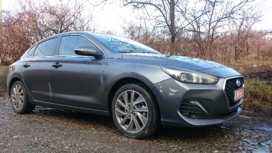 Fastback sau noul Hyundai i30