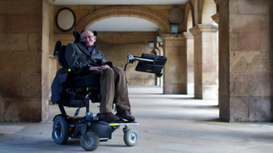 Comunitatea academică şi ştiinţifică îndoliată la moartea lui Hawking