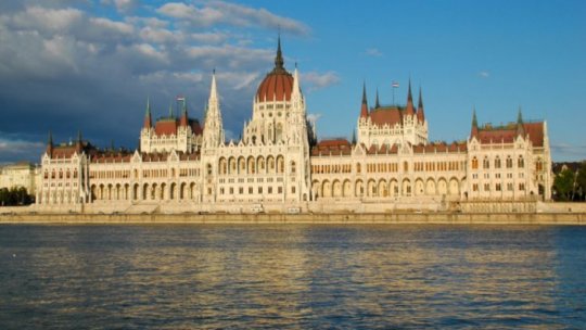Sărbătoarea Naţională de 15 martie din Ungaria a adus restricţii pt TIR-uri