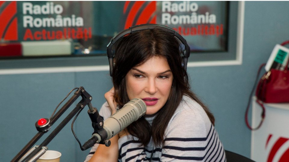 Actriţa Monica Bîrlădeanu, la RRA