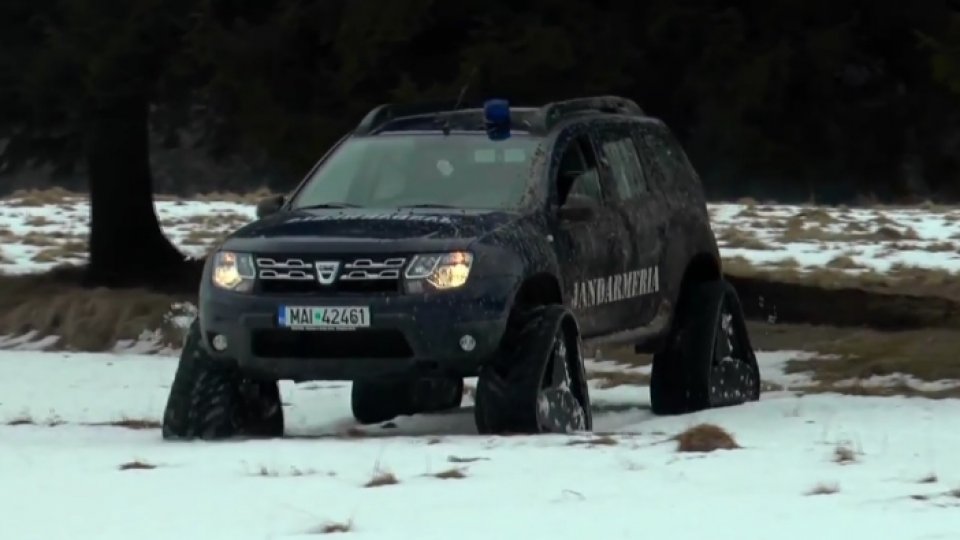 Jandarmeria Brașov a fost dotată cu un Duster pe șenile