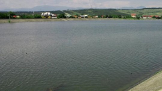 Intervenție pentru limitarea poluării produse pe râul Mureş