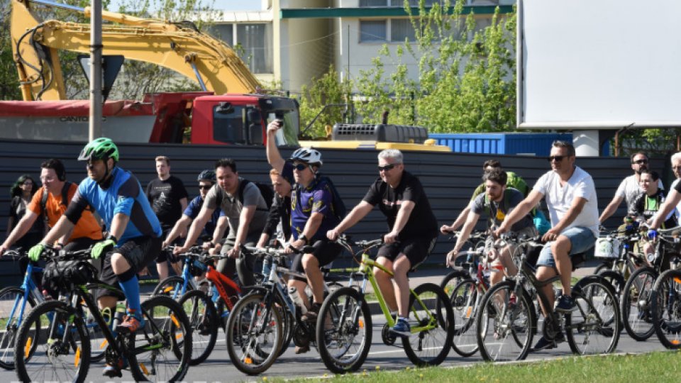Primăria Capitalei "va construi 67 de kilometri de piste pentru biciclete"