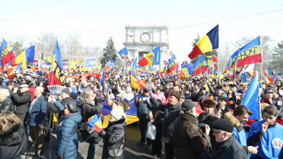 Consultări publice la Chişinău privind unirea Republicii Moldova cu România