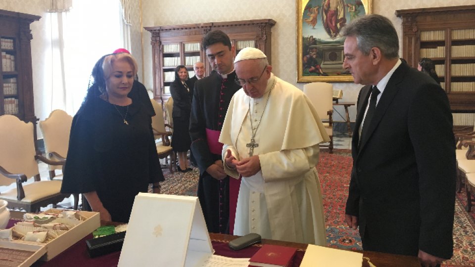 Premierul Viorica Dăncilă a fost primită în audienţă de Papa Francisc