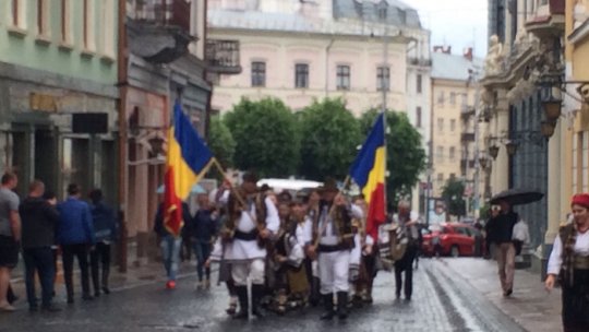Ziua Naţională a Portului Tradiţional din România în Cernăuți
