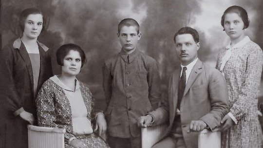 "Nichita şi Alexandru Smochină. Vieţi irosite în Gulag şi în comunism"