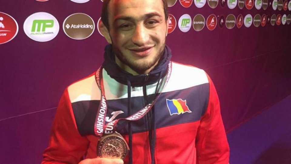 România, cinci medalii la Europenele de lupte din Rusia
