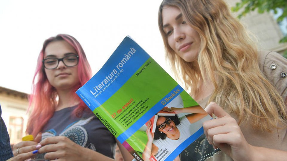Absolvenţii de liceu au susţinut proba scrisă la Limba şi Literatura Română