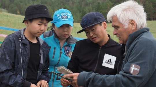 Mongolia, flori de colţ şi întâlniri „surpriză”