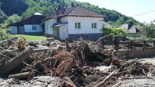 Locuitorii comunei Vaideeni se tem de noi viituri