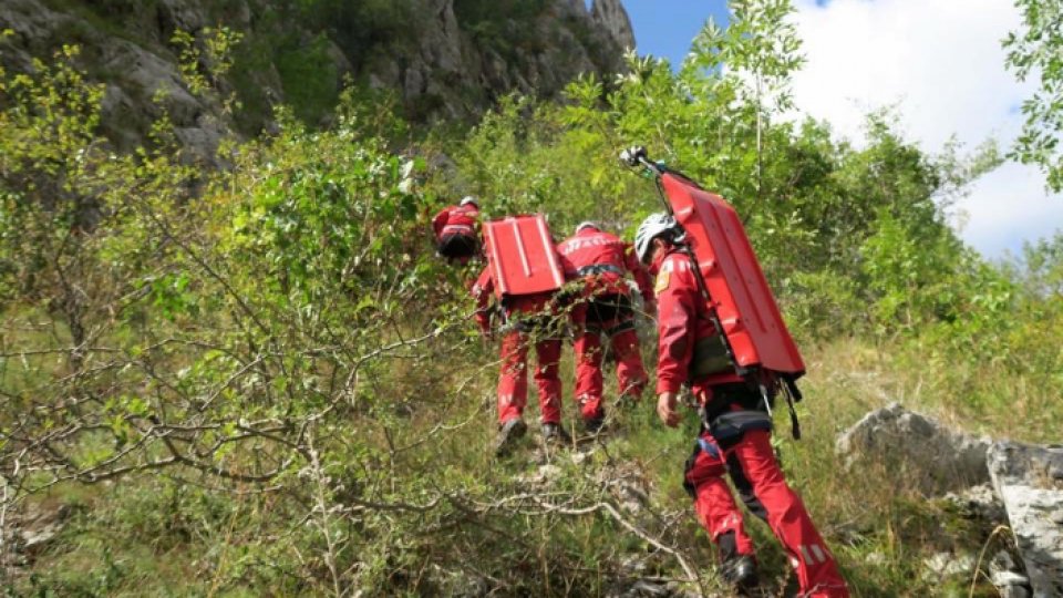 Turist american dispărut în Bucegi după un zbor cu parapanta