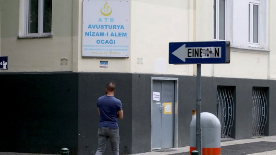 Austria închide șapte moschei și expulzează mai mulți imami
