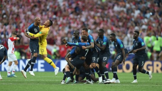 Vladimir Putin e mulţumit de îmbunătăţirea imaginii Rusiei după CM fotbal