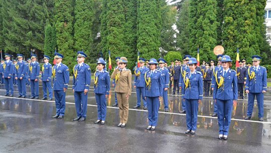 „ O şcoală şi o parte din istoria ei ”