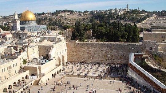 Un bolovan de 100 de kg s-a desprins din Zidul Plângerii din Ierusalim