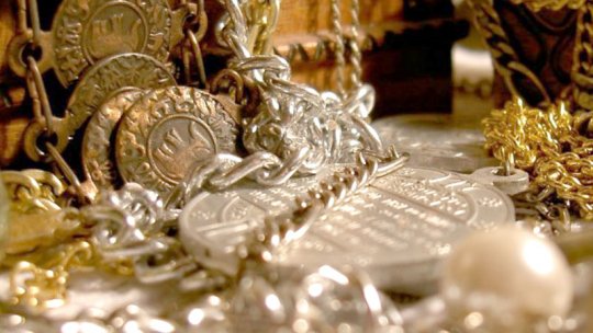Piese ale tezaurului de aur al României vor fi expuse în Ungaria la Szeged