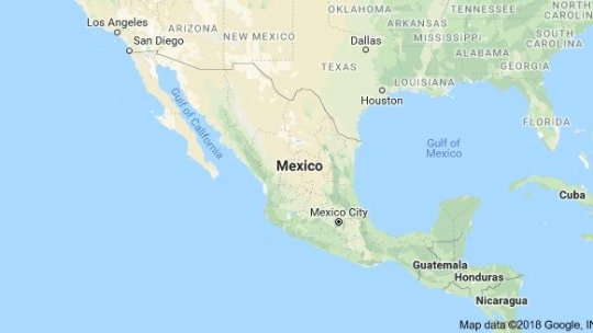 Un avion cu 101 persoane la bord a aterizat forţat în nordul Mexicului