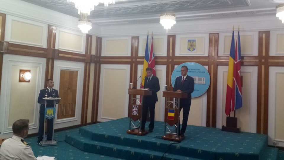 Romanian and British Defense Ministers meeting in Bucharest