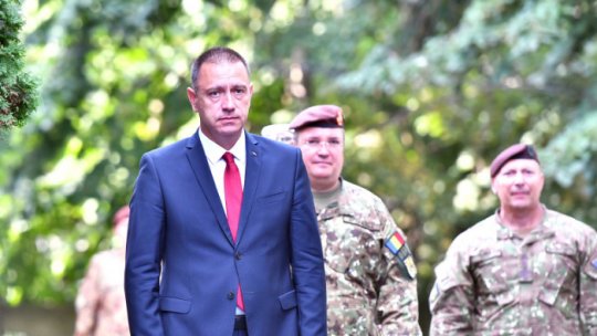 M. Fifor, anunț despre achiziția a trei submarine