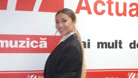 Lora în Clubul Prietenilor de la 10