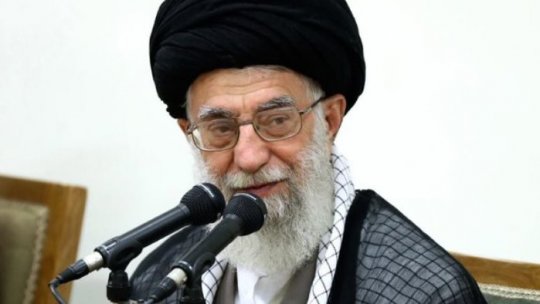 Ayatolahul Khamenei acuză Arabia Saudită şi EAU că au finanţat un atentat