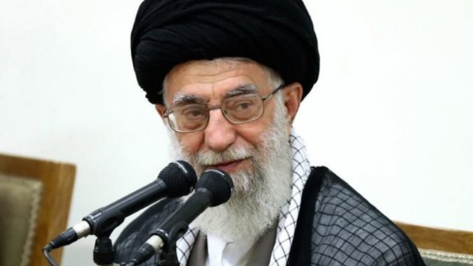 Ayatolahul Khamenei acuză Arabia Saudită şi EAU că au finanţat un atentat