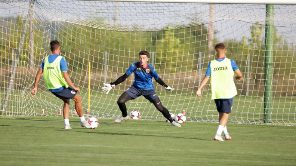 Fotbal U21: Lotul ales de Rădoi pentru „dubla” cu Portugalia și Bosnia