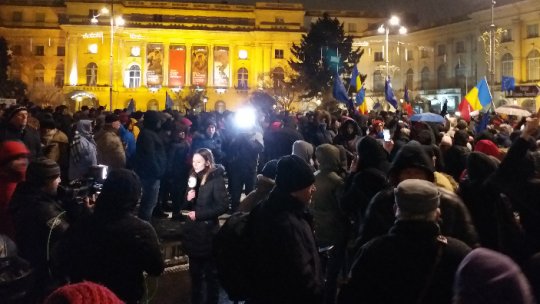 Miting în zona Ateneului cu mesajul "Vrem Europa, nu dictatură!”