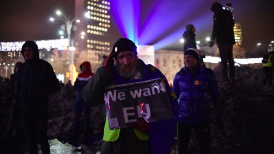 Proteste în Piaţa Victoriei din Bucureşti