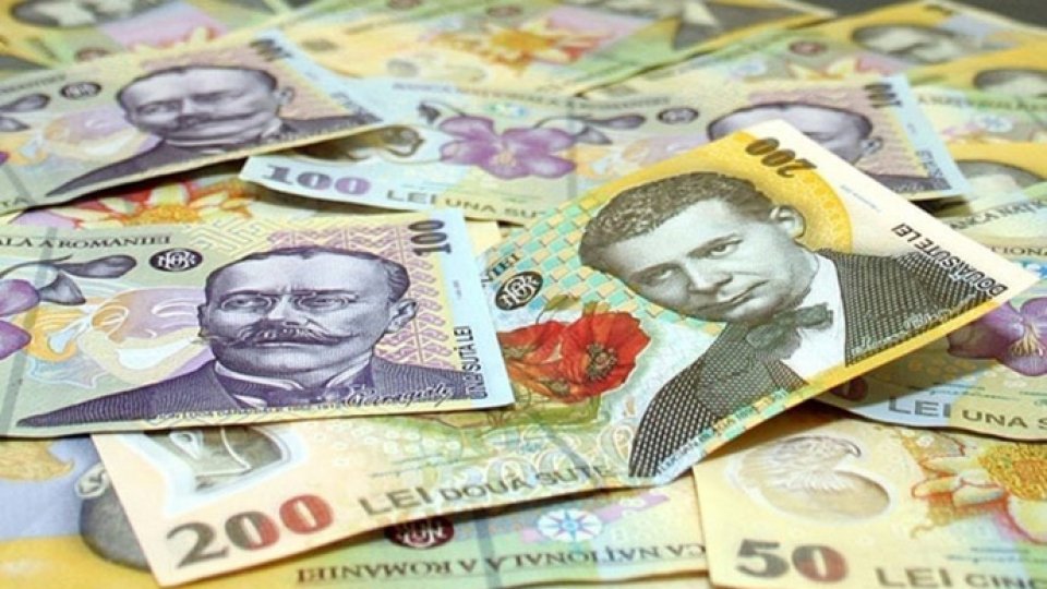 Leul a ajuns la cea mai slabă cotaţie faţă de moneda unică europeană