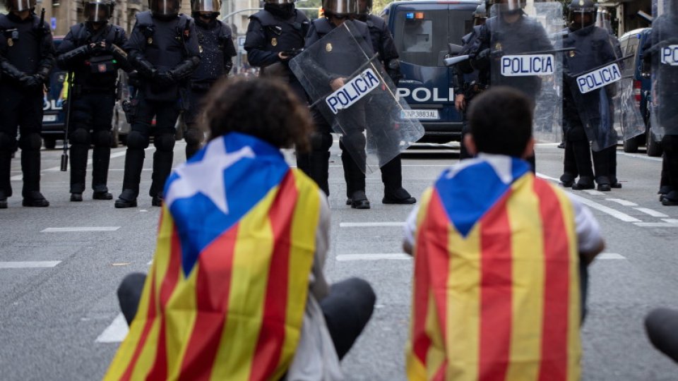 Bilanțul violențelor din Catalonia: aproape 200 de răniţi şi 50 de arestaţi