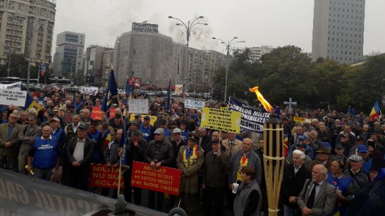 Protest în Piaţa Victoriei