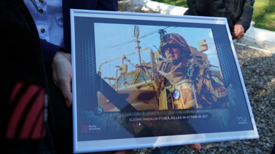 Expoziția în memoria eroului Mădălin Stoica a ajuns la Buzău